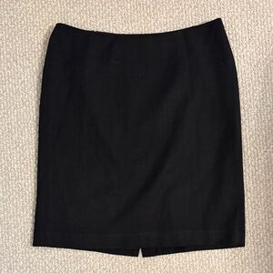 Anne Klein Black Pencil Skirt - Sleek Professional Silhouette